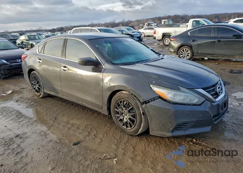 2016 Nissan Altima 2.5 z USA, uszkodzony, nr VIN 1N4AL3AP1GN335621